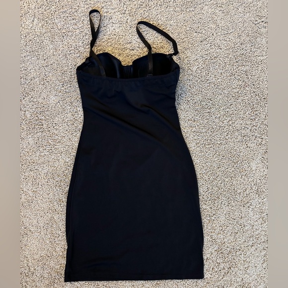 Heavenly Shapewear Firm Control Black Slip | Size: Medium - Picture 4 of 8